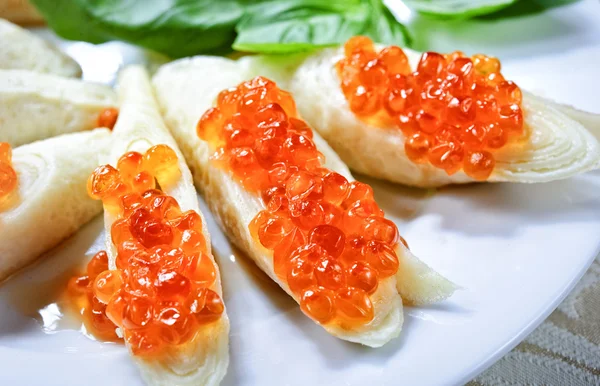 Pancakes with caviar — Stock Photo, Image