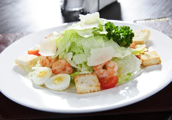Geleneksel İtalyan sebze salata tabağı — Stok fotoğraf
