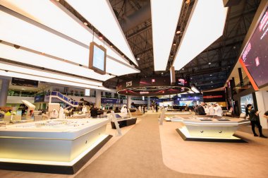 Dubai, BAE, 12 ARALIK 2021 Dubai hava gösterisi alanı. Dünyanın en büyük hava gösterilerinden biri..