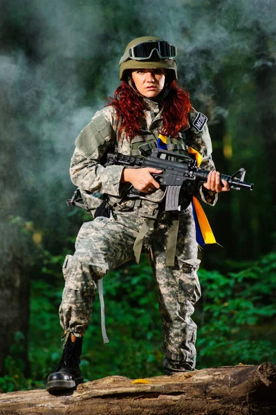 Ukranian Female Soldier Forest — Stock Photo, Image