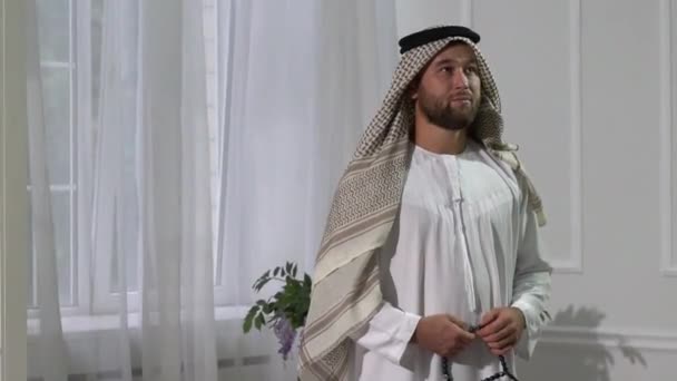 Арабський Красивий Чоловік Студія Портрети Emirati Man — стокове відео