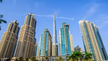 Dubai - 11 Mayıs 2022 - Dubai şehir merkezindeki bir grup bina, iş geçiş projesinin bir parçası. 11 Mayıs 2022, Dubai, BAE.