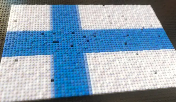 Пластичні іграшкові блоки складають прапор Фінляндії, концептуальний 3d рендеринг — стокове фото