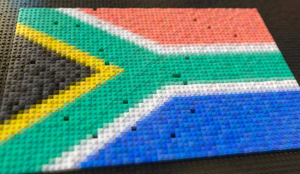 Bandera de Sudáfrica hecha con bloques de juguete de plástico, representación conceptual 3d —  Fotos de Stock