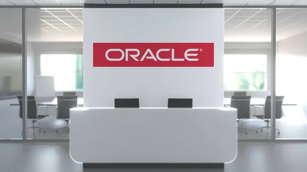 Логотип ORACLE на стене в современном офисе, редакционная концептуальная 3D рендеринг — стоковое фото