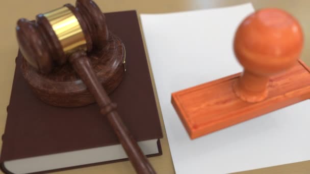 Martelo de madeira e selo PROSTITUTION vermelho no papel. Tribunal relacionado com animação 3d — Vídeo de Stock