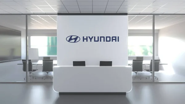 Hyundai logo boven receptie in het moderne kantoor, redactionele conceptuele 3d weergave — Stockfoto