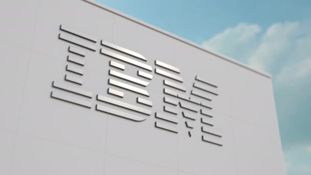 Logo corporativo de IBM en la pared. Animación Editorial 3D — Vídeos de Stock