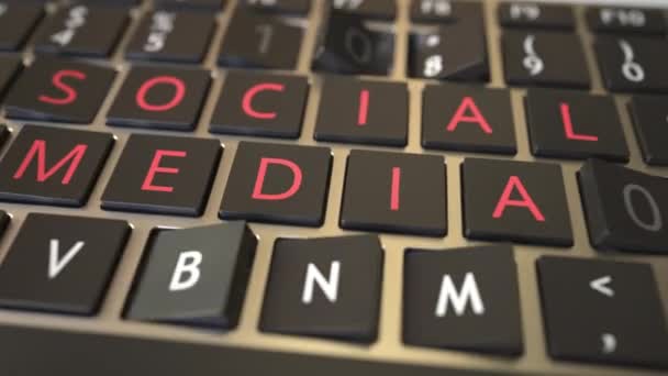 社交媒体的文字被透露与翻转键的计算机键盘。现代技术相关概念3D动画 — 图库视频影像