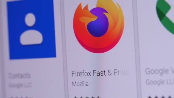 LOS ANGELES, USA - 20 maja 2022 r. Instalacja przeglądarki Firefox na urządzeniu elektronicznym, zrzut ekranu z bliska — Wideo stockowe