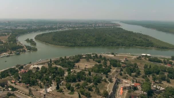 Zdjęcie Lotnicze Wyspy Wielkiej Wojny Lub Veliko Ratno Ostrvo Belgradzie — Wideo stockowe