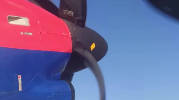 Turbopropeller Commerciële Vliegtuigmotor Tijdens Vlucht — Stockvideo