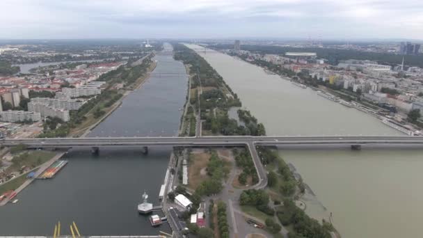 Luchtopname Van Donau Het Nieuwe Donaukanaal — Stockvideo