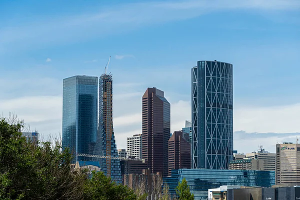 Calgary City επιχειρηματική περιοχή στο κέντρο της πόλης ουρανοξύστες κτίρια — Φωτογραφία Αρχείου
