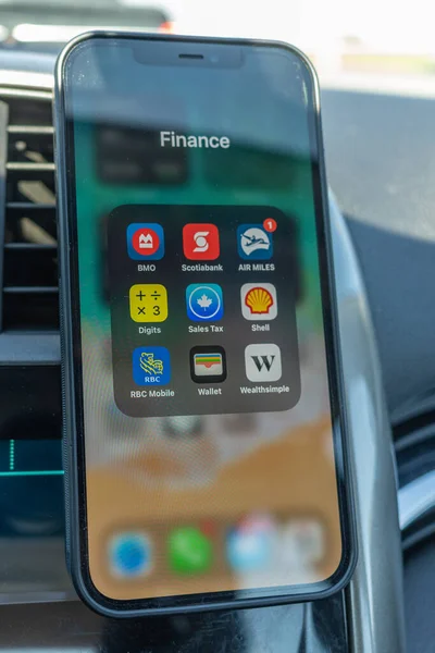 March 2022 Calgary Alberta Canada Iphone Personal Finance Apps — Zdjęcie stockowe