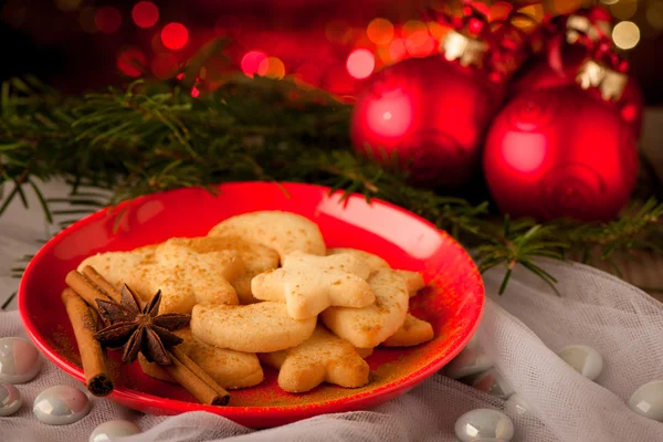 Delicious cookies with cjristmas decoration — Stock Photo, Image