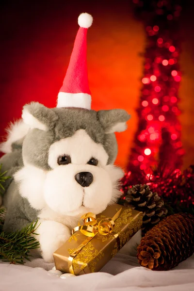 Peluche orso in scatola regalo d'oro ornamenti di Natale con luci — Foto Stock