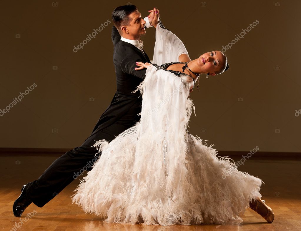 Pareja de baile de salón fotos de stock, imágenes de Pareja de baile de salón sin royalties | Depositphotos Pareja de baile de salón fotos de stock, imágenes de Pareja de baile de salón sin royalties | Depositphotos