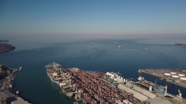 Luchtfoto Van Industriële Haven Koper — Stockvideo