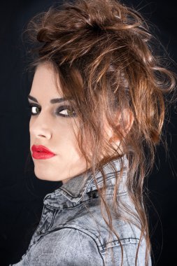Dumanlı makyaj