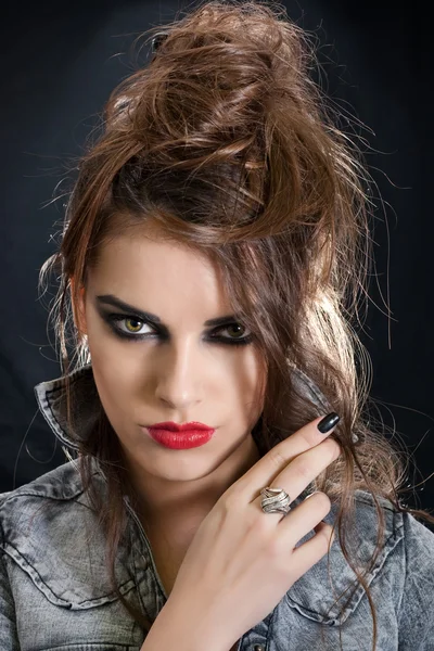 Dumanlı makyaj