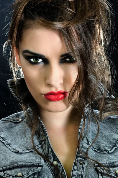 Dumanlı makyaj