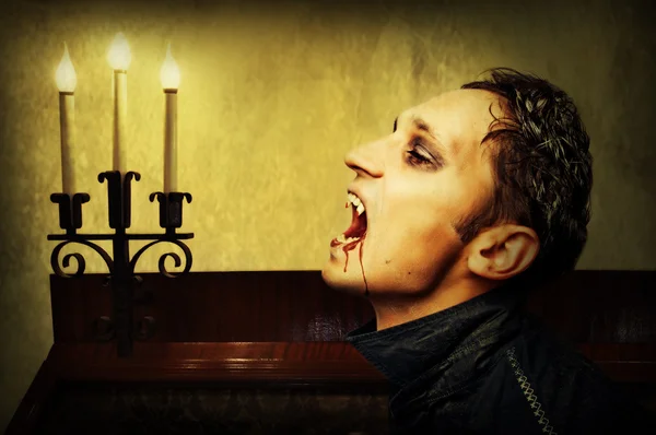 Dentes De Vampiro Imagens  . Dientes Del Vampiro Icono Gratuito.