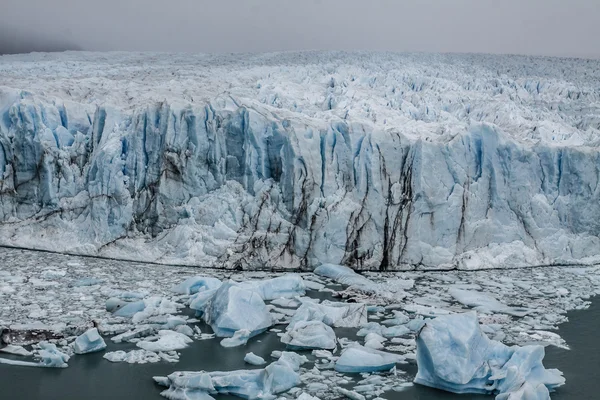 Pohled na nádherné perito moreno glacier, Patagonie, argentina. — Stock fotografie