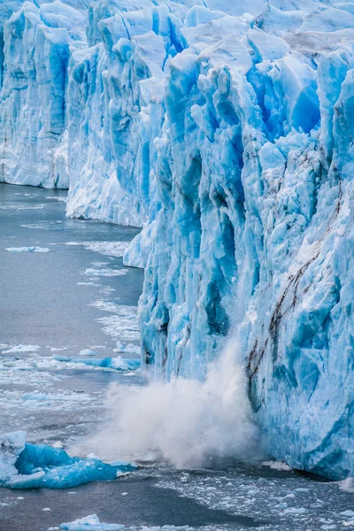 Kilátás nyílik a csodálatos perito moreno gleccser, patagonia, Argentína. — Stock Fotó