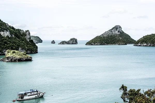 Tropisch landschap. Phi phi island, thailand. — Stockfoto