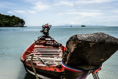 temiz su ve mavi gökyüzü. Krabi il, Tayland.