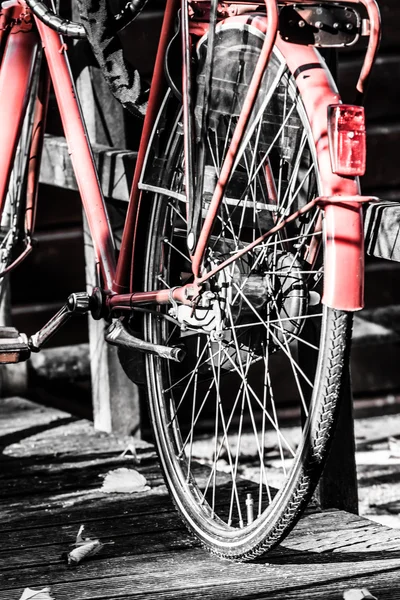 Amsterdam, Canal e bicicletta. Paesi Bassi . — Foto Stock