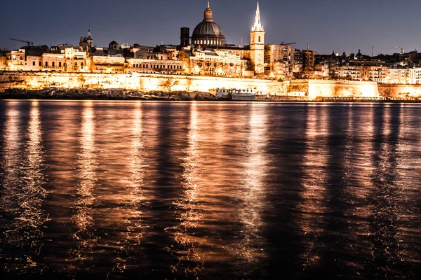 Vista de Malta. Velho Valletta ao entardecer — Fotografia de Stock