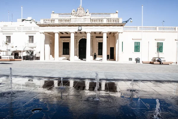 Δρόμο σε μια παλιά ευρωπαϊκή πόλη (Βαλέττα, Μάλτα) — Φωτογραφία Αρχείου