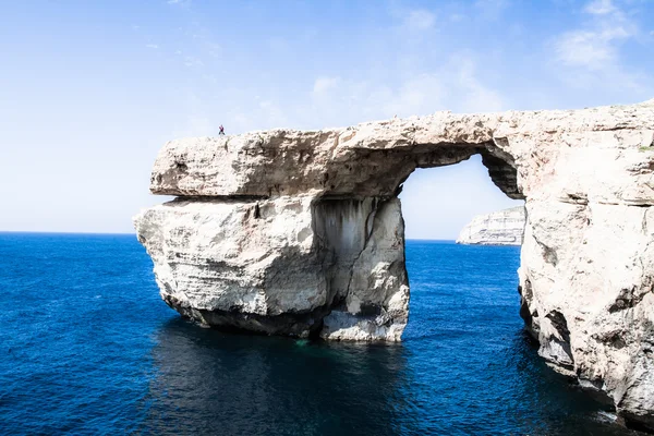 Ventana azul, famoso arco de piedra en la isla de Gozo, Malta — Foto de Stock