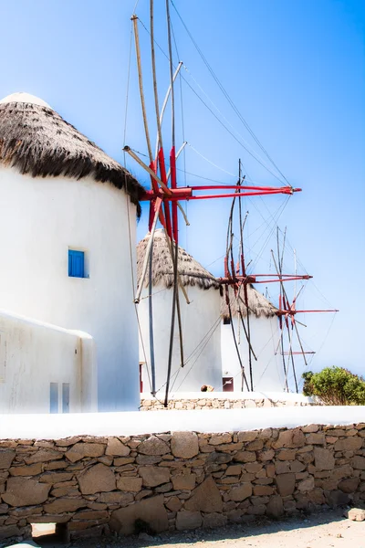 Moinhos de vento de Mykonos (Grécia, Cíclades ) — Fotografia de Stock