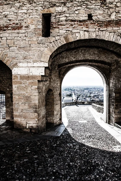 Staré Evropské ulice, bergamo, Itálie — Stock fotografie