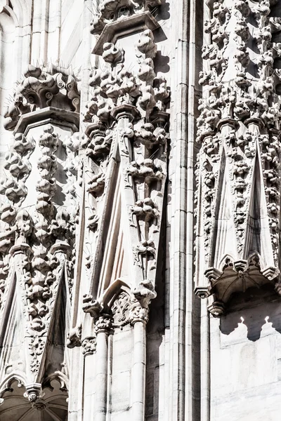 La Catedral de Milán (Duomo di Milano) es la iglesia catedral gótica de Milán, Italia. . — Foto de Stock
