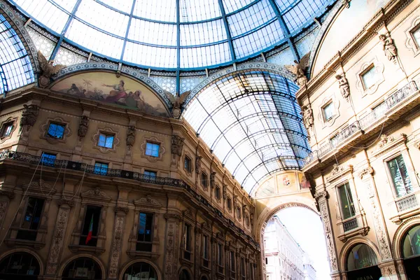 Vittorio Emanuele Gallery - Milan — Stock Photo, Image