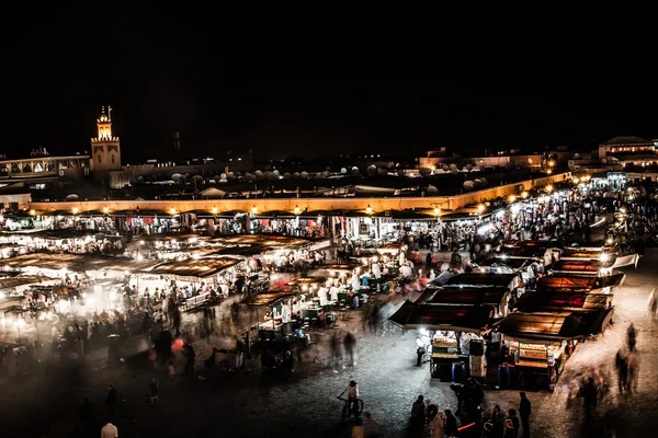 La plaza Jema el Fna en Marrakech, Marruecos —  Fotos de Stock