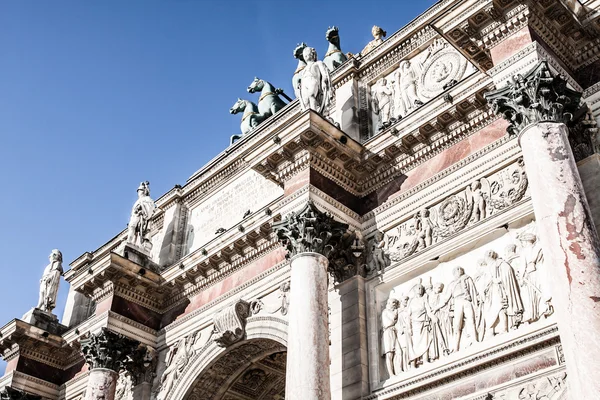 Arco di Trionfo in piazza Charles De Gaulle. Parigi, Francia — Foto Stock