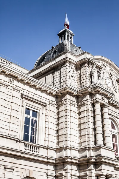 Güzel bir Bahçe, paris, Fransa, Lüksemburg Sarayı — Stok fotoğraf