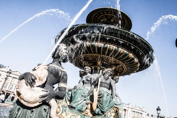Paris - fountain from Place de la Concorde — Stock Photo, Image