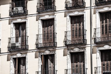 İspanya Akdeniz mimarisi. eski Apartman Madrid.