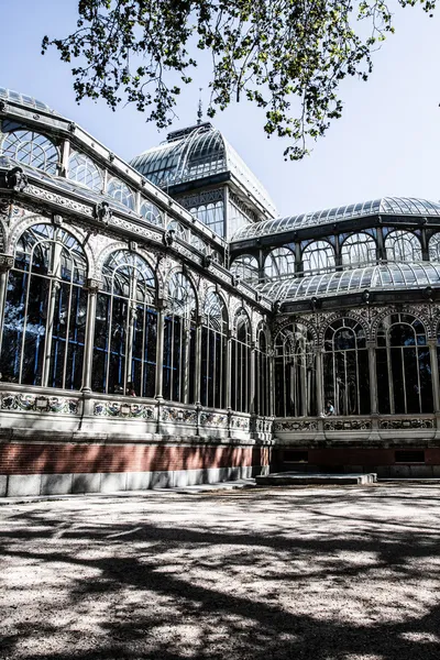 Madrid Palácio de Cristal em Retiro Parque palácio de cristal de vidro Espanha — Fotografia de Stock