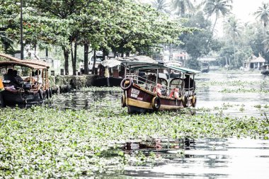 avuç içi alappuzha, kerala, Hindistan yakın önemsizden ev Tekne