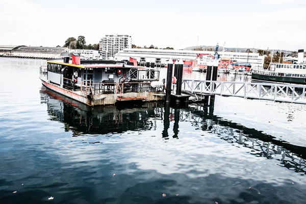 Blick auf den Hafen von Hobart an einem klaren Wintertag — Stockfoto