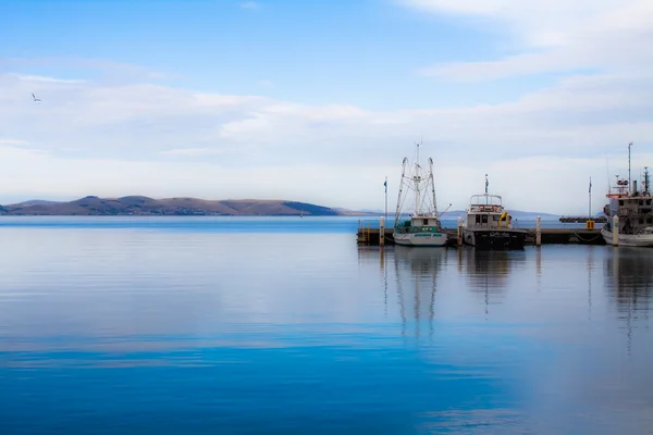 Veduta del porto di Hobart in una giornata invernale limpida — Foto Stock