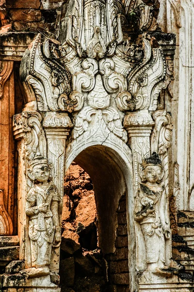 Bagan met zijn oude pagode van, myanmar — Stockfoto