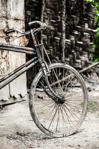 Vintage bicycle in India — Stock Photo, Image